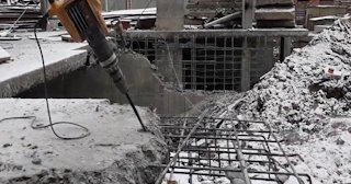 Демонтаж монолитного перекрытия в Чапаевске - Профессиональная разборка от 837 руб.
